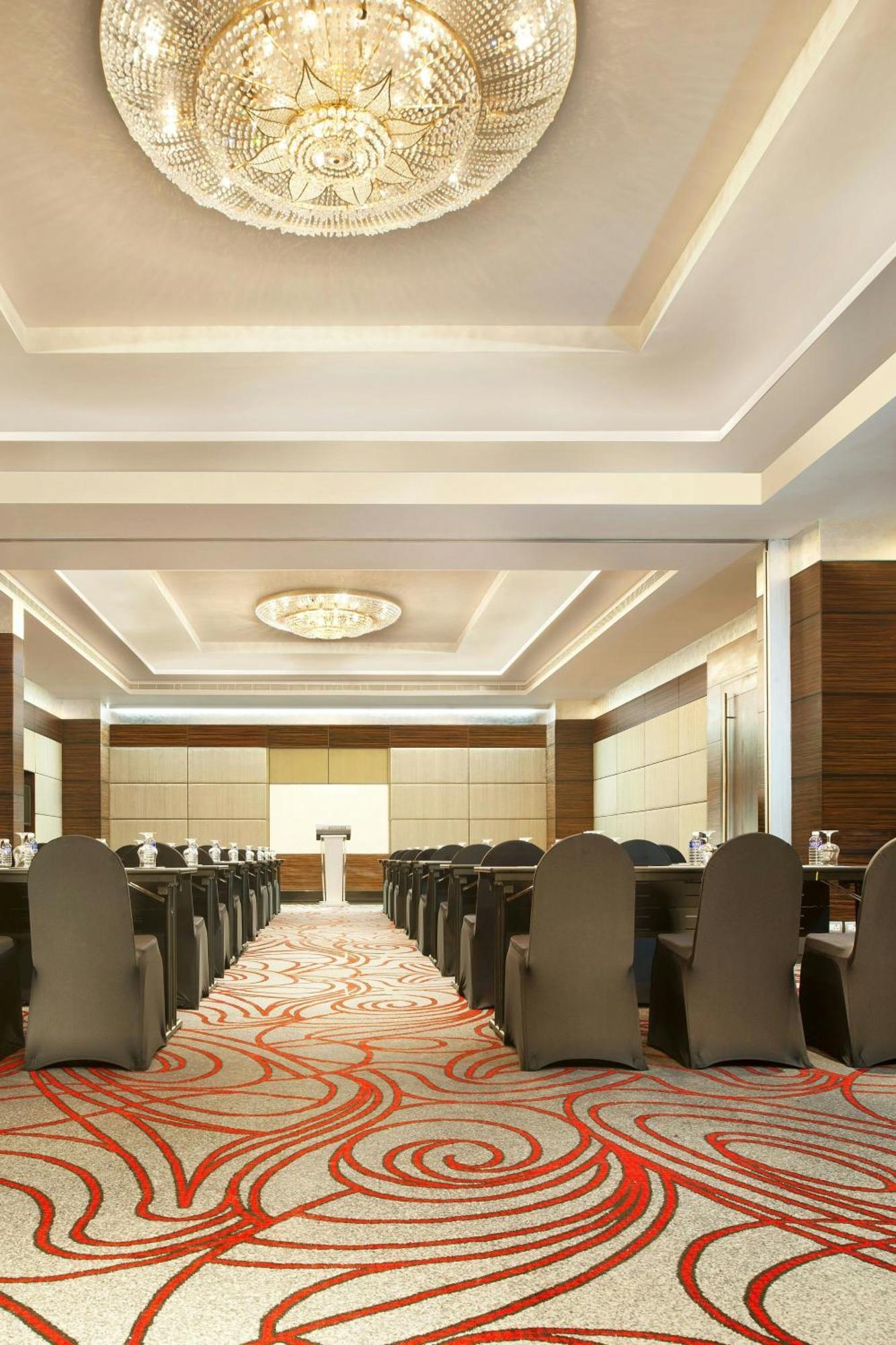 Le Meridien Coimbatore Exterior foto